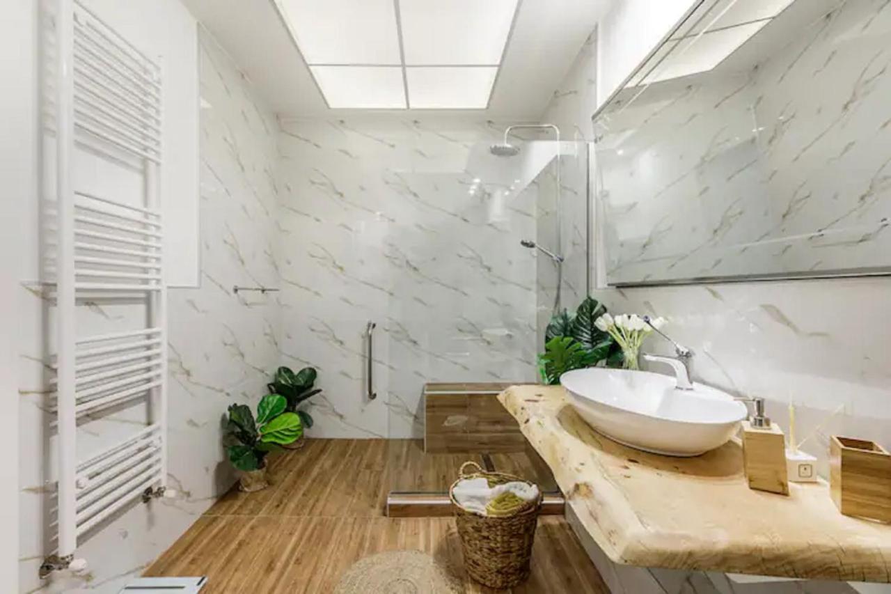 Felicity Loft In Thessaloniki _ Accessible & Comfortable Экстерьер фото