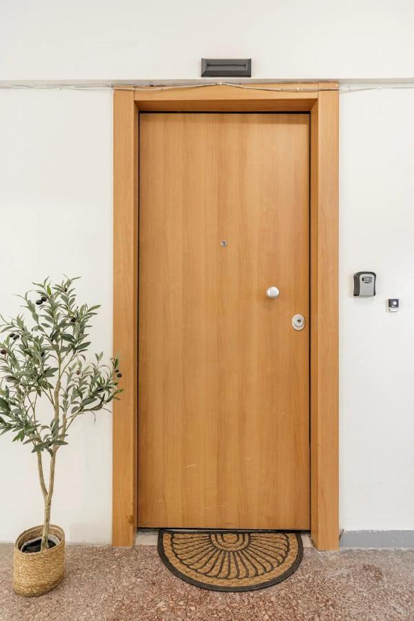 Felicity Loft In Thessaloniki _ Accessible & Comfortable Экстерьер фото